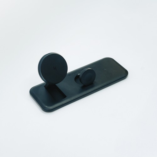 Urban Vitamin Torrance 3 in 1 magnetic 15W charger