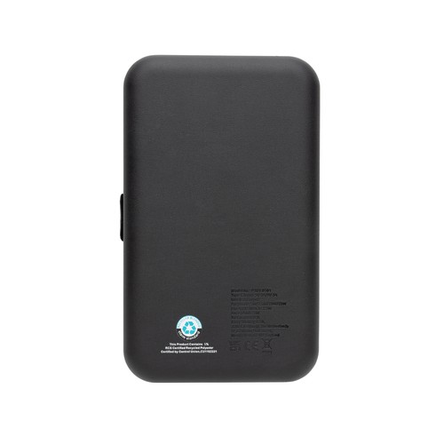 Swiss Peak RCS recycled travel case with 3 in 1 charger
