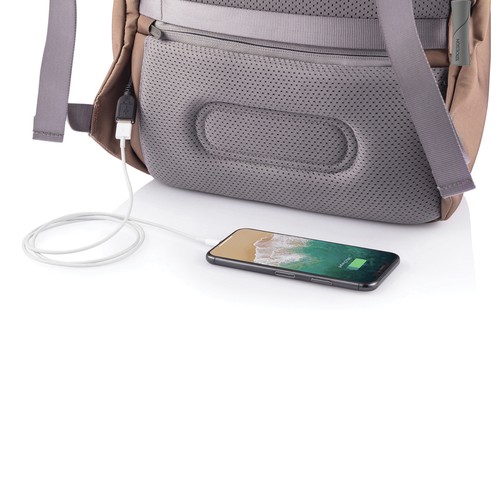 Bobby Soft, anti-theft backpack