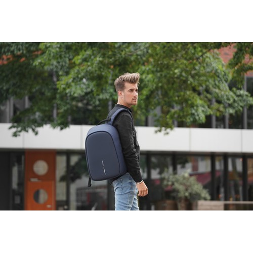 Bobby Hero Regular, Anti-theft backpack