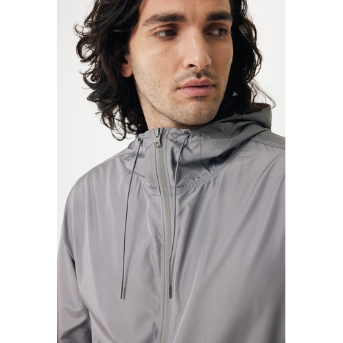Iqoniq Logan recycled polyester lightweight jacket